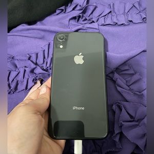 Black IPhone XR
